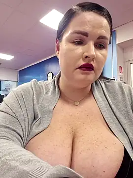 Snapshot of GeorgiaLerox chatting on January 16, 2026, 1:48 pm GeorgiaLerox online show from January 16, 2026, 1:48 pm