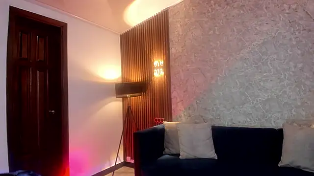 Snapshot of Bethany_Jones chatting on February 21, 2025, 3:45 am Bethany Jones online show from February 21, 2025, 3:45 am