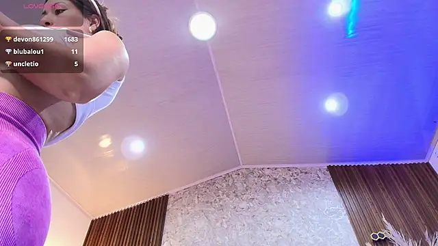 Snapshot of Bethany_Jones chatting on March 14, 2025, 8:10 am Bethany Jones online show from March 14, 2025, 8:10 am