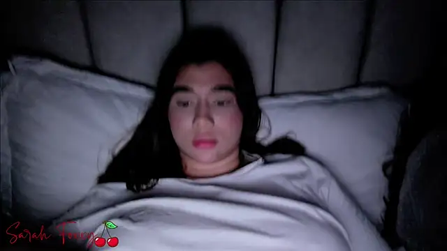 Foxxy222  online show from February 26, 2025, 6:26 am