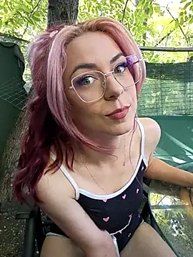 Snapshot of CindeFucknRella chatting on June 25, 2026, 1:26 pm CindeFucknRella online show from June 25, 2026, 1:26 pm