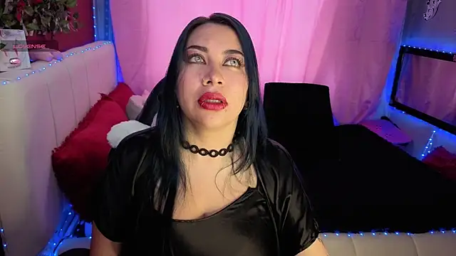 Snapshot of nathalie_zanettii chatting on June 4, 2026, 4:02 pm nathalie zanettii online show from June 4, 2026, 4:02 pm