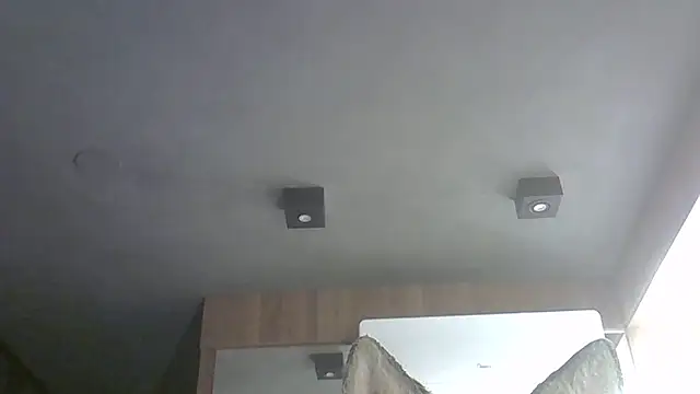 Skinny-Kitten online show from November 22, 2025, 10:53 pm