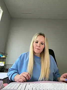 Sexual Lovable Doll online show from February 27, 2026, 8:42 pm