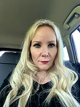 Sexual Lovable Doll online show from April 6, 2026, 9:27 pm