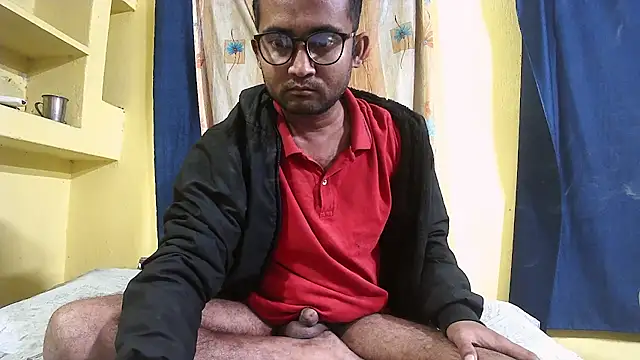 Cute boy2000 online show from December 25, 2024, 10:48 pm