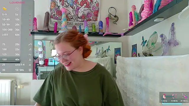 Snapshot of FluffyRainbowKity chatting on May 22, 2026, 8:53 am FluffyRainbowKity online show from May 22, 2026, 8:53 am