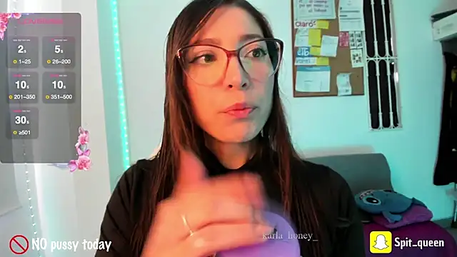 Spit queen online show from July 6, 2026, 3:25 pm