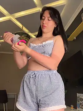 Tasty Nora online show from June 10, 2026, 11:42 am