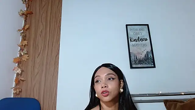 nickyCollins online show from January 18, 2025, 9:02 am