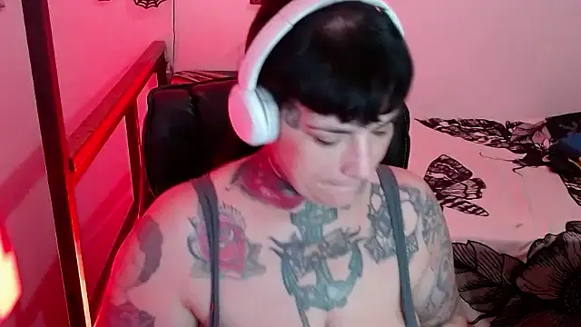 VampGirl1 online show from December 27, 2024, 12:56 pm