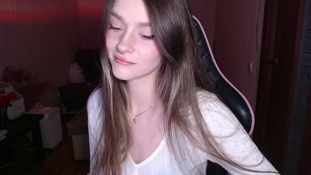 jeann elsaa online show from April 4, 2026, 9:56 pm