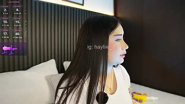 Snapshot of haylie_ chatting on July 10, 2026, 5:12 am haylie online show from July 10, 2026, 5:12 am