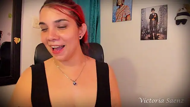 victoriaasaenz  online show from February 19, 2025, 4:12 am