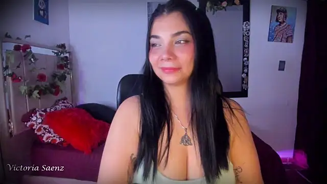 Snapshot of victoriaasaenz_ chatting on July 1, 2026, 12:01 am victoriaasaenz online show from July 1, 2026, 12:01 am