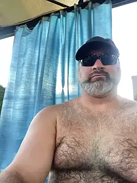fat cock 4 you online show from September 18, 2025, 8:33 pm