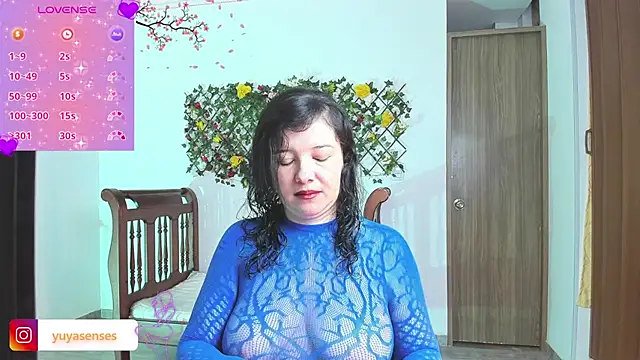 yuya ss online show from November 5, 2025, 2:28 pm