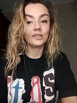 KrissSexi online show from September 9, 2025, 10:31 pm