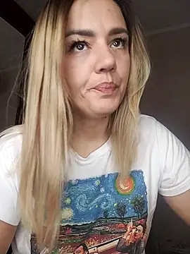 KrissSexi online show from September 15, 2025, 4:56 am