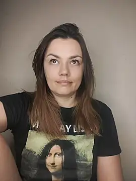 KrissSexi online show from April 16, 2026, 2:18 pm