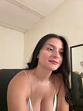 Lolitah  69 online show from September 19, 2025, 12:12 am