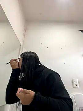 ZiaCalifa online show from December 4, 2025, 9:51 am