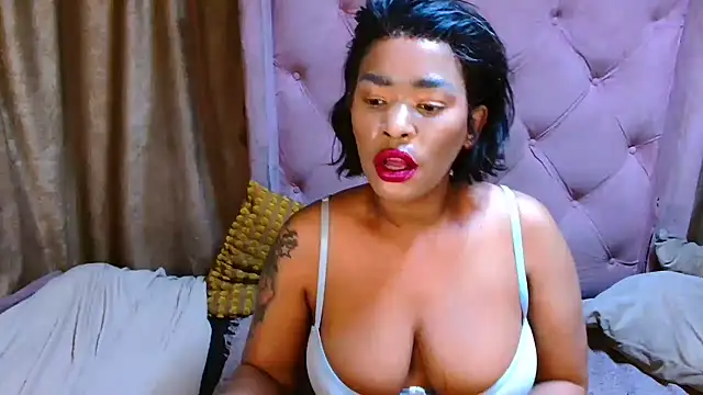 AFRICANGODDESSXXX online show from July 15, 2026, 9:53 pm