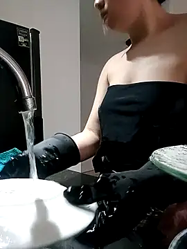 alix692 online show from November 18, 2025, 7:40 pm