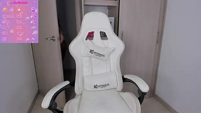 Snapshot of Channel-kox chatting on February 14, 2025, 2:50 am Channel-kox online show from February 14, 2025, 2:50 am