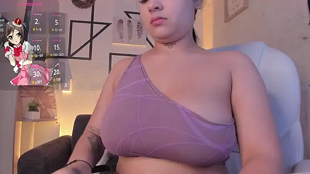 LunaBaker-1 online show from January 11, 2025, 8:43 pm