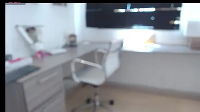 MIYESSI online show from March 4, 2025, 6:29 pm