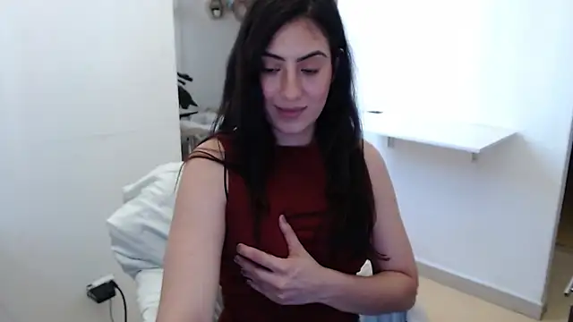 MIYESSI online show from April 13, 2026, 5:40 pm