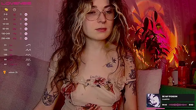 IttyKitty online show from February 14, 2026, 11:23 pm