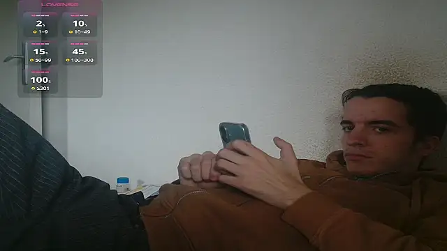 Tombgy07 online show from January 17, 2026, 2:11 pm