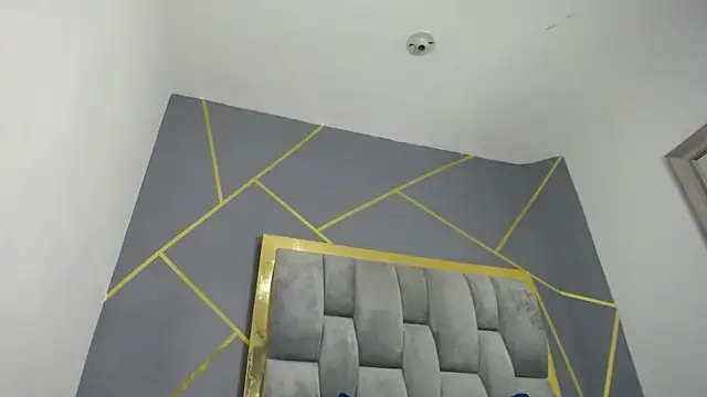 SalommeeT online show from March 7, 2025, 4:46 am