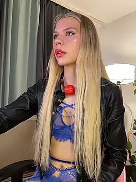 KittyKatyDream online show from March 25, 2026, 4:35 pm