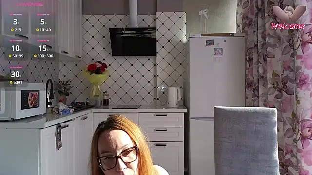 Snapshot of LybovNTV chatting on February 21, 2026, 7:42 am LybovNTV online show from February 21, 2026, 7:42 am