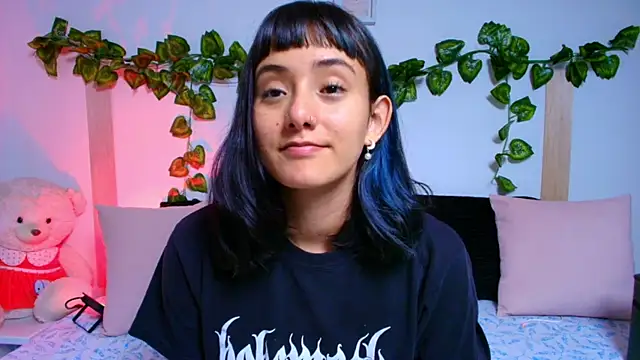 tati cardenas online show from October 2, 2025, 4:41 am