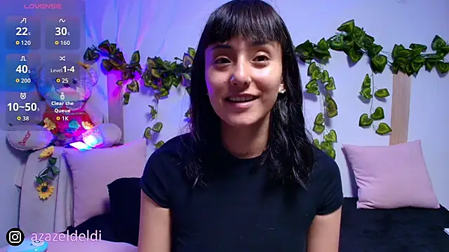 tati cardenas online show from November 7, 2025, 5:07 am