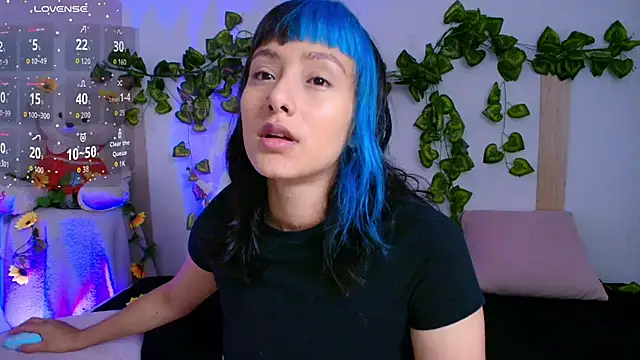 tati cardenas online show from February 6, 2026, 4:39 am