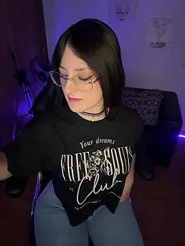 Snapshot of Megan_lu2 chatting on December 11, 2024, 1:26 am Megan lu2 online show from December 11, 2024, 1:26 am