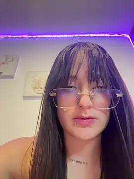 Snapshot of Megan_lu2 chatting on February 5, 2025, 9:04 am Megan lu2 online show from February 5, 2025, 9:04 am