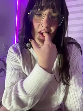 Snapshot of Megan_lu2 chatting on February 6, 2025, 4:21 am Megan lu2 online show from February 6, 2025, 4:21 am