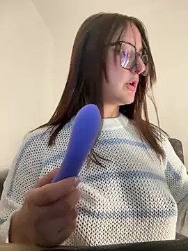 Snapshot of Megan_lu2 chatting on September 20, 2025, 9:10 am Megan lu2 online show from September 20, 2025, 9:10 am