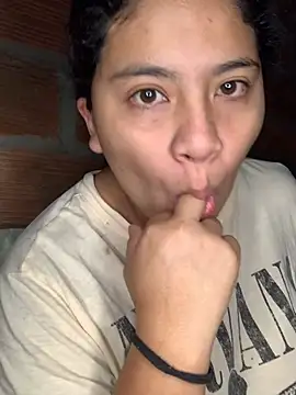 Snapshot of moncerrat_luna chatting on January 21, 2025, 11:56 am moncerrat luna online show from January 21, 2025, 11:56 am