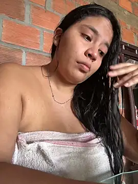 Snapshot of moncerrat_luna chatting on January 29, 2025, 7:32 pm moncerrat luna online show from January 29, 2025, 7:32 pm