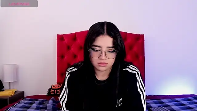 aliice walker  online show from December 14, 2024, 3:47 pm