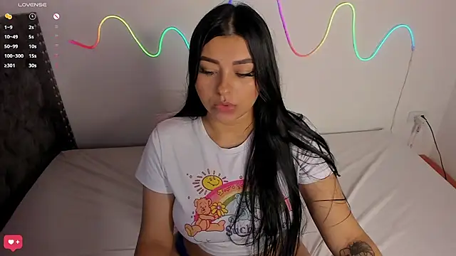 artemisa67  online show from December 7, 2024, 7:27 am