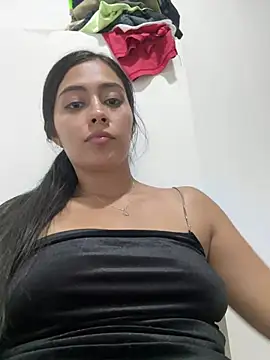 Sophie  Foxxx online show from December 26, 2024, 1:07 am
