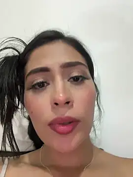 Sophie  Foxxx online show from January 5, 2025, 1:35 am